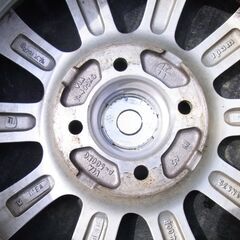 スタッドレスタイヤ・ホイール　ブリヂストン　ブリザックVRX　155/70/13　バモス