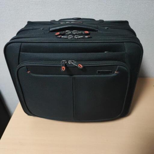 サムソナイト製キャリーバッグ