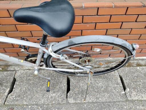 (chariyoshy出品)28インチ自転車、ギア付き、オートライト付き chariyoshy出品)28インチ自転車、ギア付き、オートライト付き