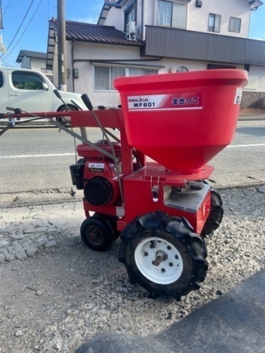 肥料散布機 まきっこ