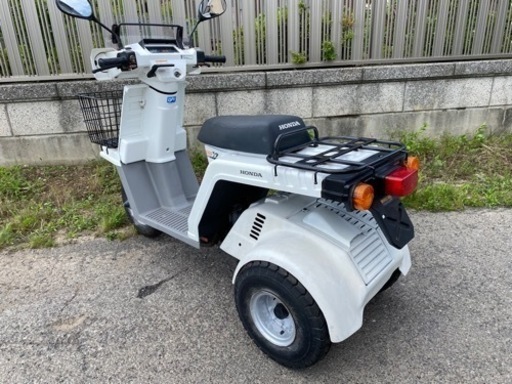 ☆走行少！ジャイロX快速2スト！バッテリー・プラグなど新品☆キャブオーバーホールでエンジン一発始動^_^50cc原付スクーター☆ ☆走行少！ジャイロX快速2スト！バッテリー・プラグなど新品☆キャブ