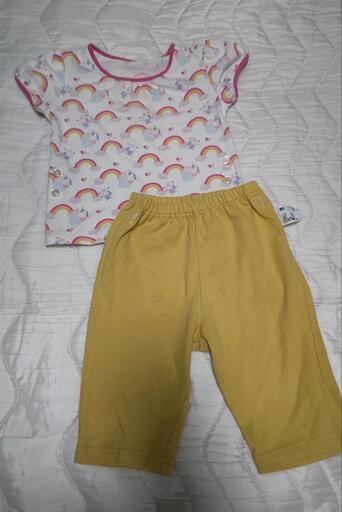 サイズ100他  UNIQLO他 子ども服の上下  ( パジャマに)