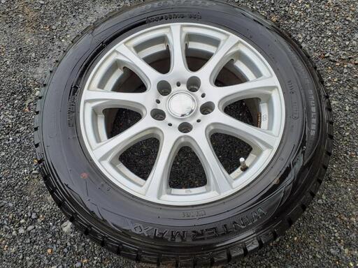 LOWENXAHN18インチホイール 225/40R/18タイヤ PCD114.3 7.5J +48 ハブ 