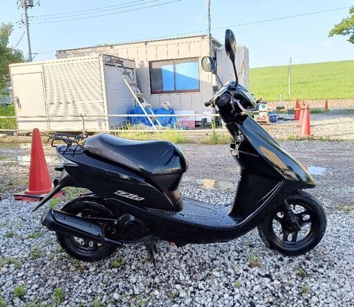 とても良いエンジン。 Honda (Dio)AF68。 エンジンオイルは新品です。 バッテリーはほぼ新品です。 フロントブレーキパッドはほぼ新品です。 燃料噴射システム。