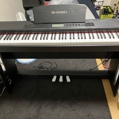SHEIRIN、電子ピアノ！