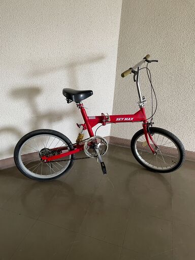 【北見市発】折り畳み自転車SKYMAX JM KQ1657 ギアなし 20インチ 赤 (E1717wY)