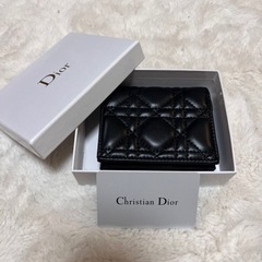 価格大幅値下げ【DIOR】ディオール二つ折り財布