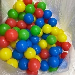 ボールプール用カラーボール　68個