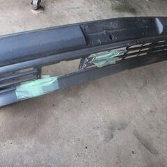 ヤングクラシツクーベンツ124-300-24V-純正フロントバンパーis-ness 