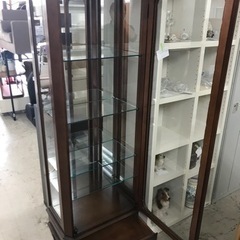 ☆値下げ☆ A2306-149 5段収納キャビネット　三面ガラス　引き出し付き　汚れ　キズあり