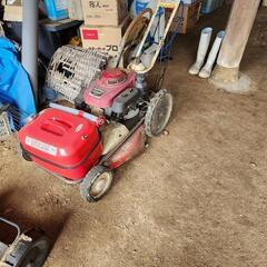 25日引き取りできる方草刈り機モア 25日引き取りできる方草刈り機モア