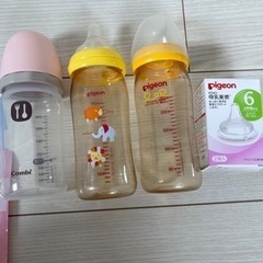 哺乳瓶3本その他試供品