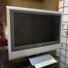 東芝　地デジ26型液晶テレビ26LC100