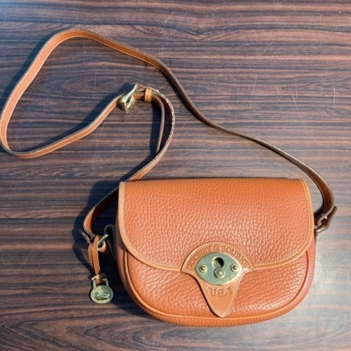 DOONEY\u0026BOURKE ドゥーニー\u0026バーク　レザーショルダーバッグ　アメリカ製　キャメル　本革