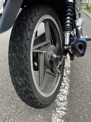 スズキEN 125バイク経済的な原付2種です❗️