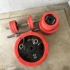 ベンチプレス　バックエクステンションベンチ　エアロバイク