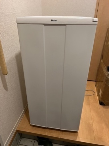 【譲り先決定】ハイアール Haier 冷凍庫 JF-NU100B 100L 小型冷凍庫
