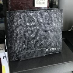 DIESEL 二つ折り財布 X05264　ブラック　黒