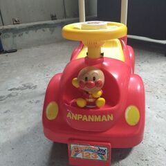 お譲り先決まりました　アンパンマンカー　乗り物　