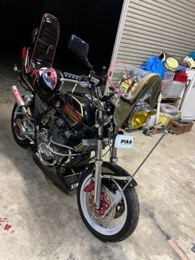 ヤマハ XJR400R 4HM