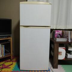 冷蔵庫　2011年製