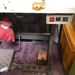 またまた値下げしました。大幅に値下げしました。母が内職で使っていた、JUKIの工業用ミシン