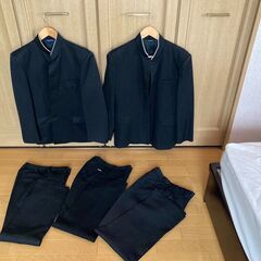 学生服　上着2着　ズボン3着