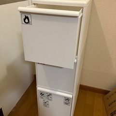【美品】3段ゴミ箱  ホワイト  プラスチック