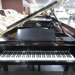 ヤマハの昔の１つのブランドであるカイザーのグランドピアノ