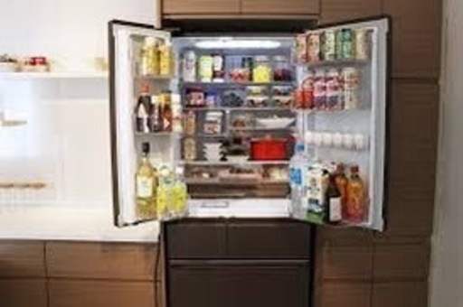処分予定　お値下げ冷蔵庫　大型　作動中　2枚目青