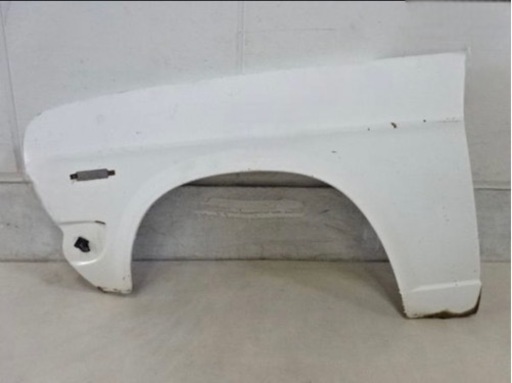 日産純正B110サニー用のFフェンダー
