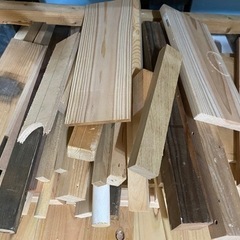 木材の切れ端　木端、廃材　薪や工作に