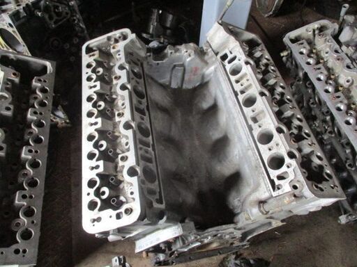 WDB-126-500-560エンジン用シリンダーヘツトセツト