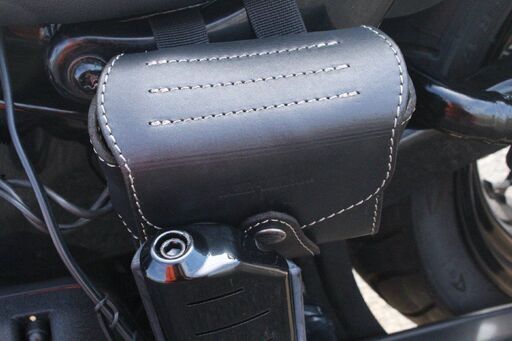 売り切り☆クロスボーンズ☆ 【FLSTSB1580】 ！カスタム車両！ 車検残あり ◇2011年モデル◇ 名義変更渡し！ 売り切り☆クロスボーンズ☆ 【FLSTSB1580】 ！カスタム車両！ 車検残