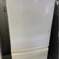 冷蔵庫　シャープ　2013年製