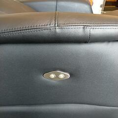 超美品!　本革電動リクライニングソファ、お売りします。