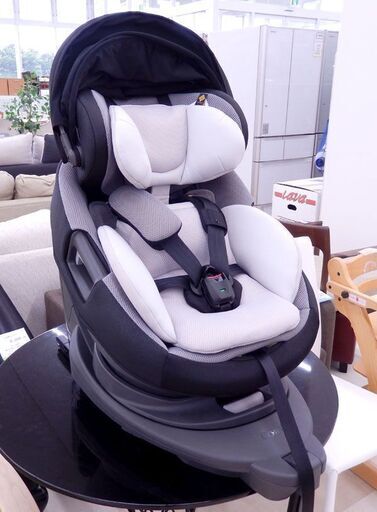 Combi コンビ ホワイトレーベル THE S（ザ エス）ISOFIX エッグ