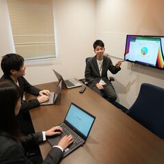 Webデザイナー・エンジニア　学習サポート！月給25万から！評価制度！完全週休二日！在宅OK！未経験者OK！ - 葛飾区