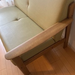 2人掛けソファ　カリモク家具