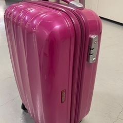 スーツケース『アメリカンツーリスター』機内持ち込みサイズ
