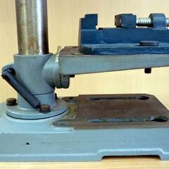 ☆E-Value 卓上小型ボール盤 DP-375V ドリル 穿孔工具 電動工具 穴あけ 藤原産業 DIY 5段変速 穴あけ深さ最大50mm 札幌 北20条店