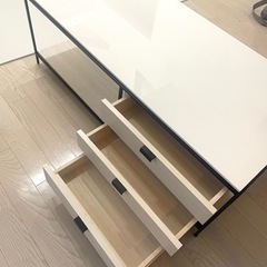 新品　モリタインテリア　高級家具　　ローテーブル