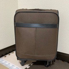 【機内持ち込みサイズ】　スーツケース　キャリーケースEVERWIN.