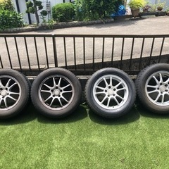 スタッドレスタイヤ　205/60 R16 ホイール付き