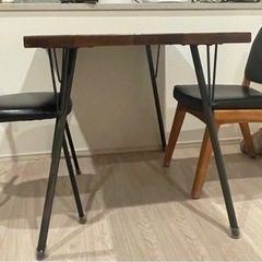 アクメファニチャー ダイニングテーブル