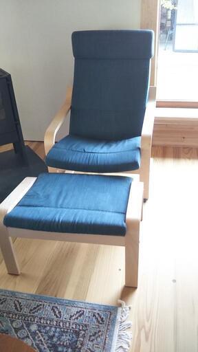 IKEA ポエング   イスとオットマン