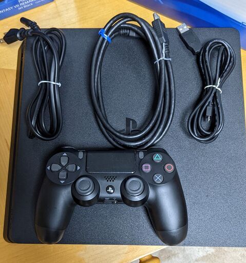 大幅セール!!PS4 FINAL FANTASY VII Pack⭐️ Final Fantasy VII 7