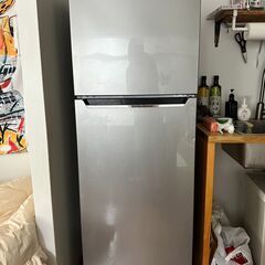 冷蔵庫【Hisense2ドア冷凍冷蔵庫227L】 冷蔵庫【Hisense2ドア冷凍冷蔵庫227L】