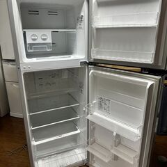 冷蔵庫【Hisense2ドア冷凍冷蔵庫227L】