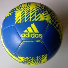 サッカーボール　4号　adidas